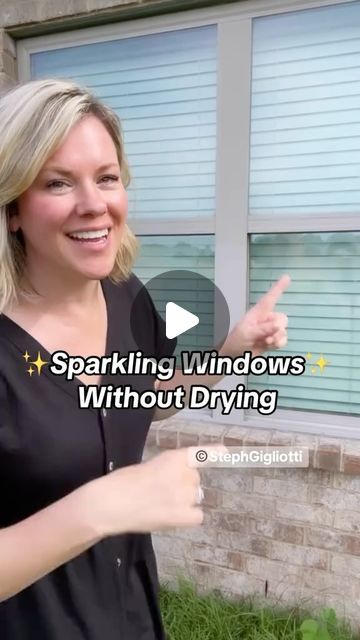 Cleaning Outside Windows Best Way To, Best Outdoor Window Cleaning Solution, Best Window Washing Solution, Washing Outdoor Windows, How To Wash Windows Outside, Window Washing Solution Outdoor No Rinse, Washing Outside Windows, How To Clean Outdoor Windows, Streak Free Window Cleaner Diy