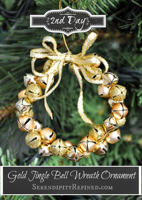 Bell Ornaments Diy, Jingle Bell Wreath, Jingle Bell Crafts, Bell Wreath, Easy Ornaments, Wreath Ornament, Christmas Window Decorations, Small Wreaths, Xmas Tree Ornament