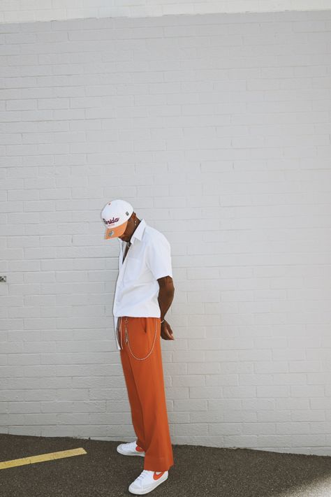 Cream And Orange Outfit, Orange Outfits Men, Knicks Aesthetic, Orange Trousers Outfit, Orange Outfit Men, Spring Summer Outfits 2023, Trouser Fits, Cancun Trip, Cream Outfits