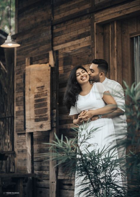 We had our pre wedding shoot in the woods. The prefect location was Barnhouse, Sri Lanka. Pre Shoot Ideas Sri Lanka, Pre Shoot Ideas, Bohemian Restaurant, Pre Shoot, Photoshoot Outdoor, Pre Wedding Photoshoot Outdoor, Wedding Shoots, Couple Picture, Pre Wedding Shoot