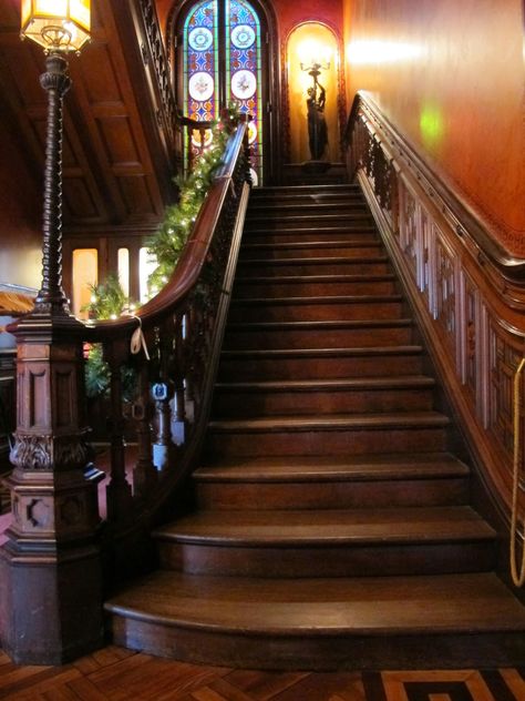 BIG OLD HOUSES: Preservation Triage in Providence Dark Wooden Staircase, Dark Wood Stairs, Old Wooden Staircase, Soft Lamp, Stairs Wooden, Leadlight Windows, Wooden Staircase, Old House Interior, Traditional Staircase