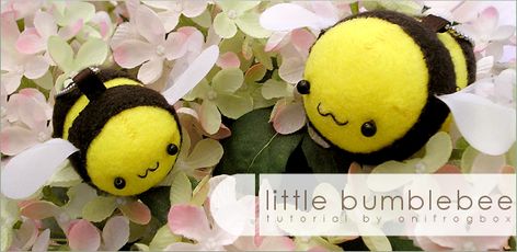 Free Kawaii Plush Patterns Bee Plush, Felt Sewing, Bee Free, Plushie Patterns, Kawaii Plush, Quilt Guild, Felting Tutorials, Ooak Art Doll, Felt Patterns