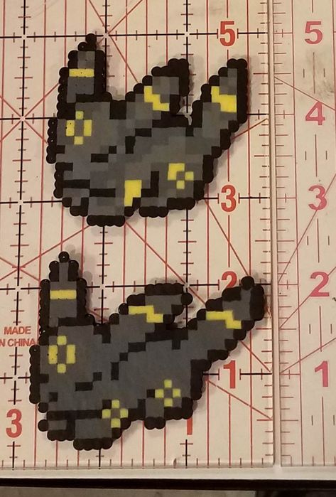 Eeveelutions Perler Beads, Glaceon Perler Beads, Umbreon Perler Bead Pattern, Eeveelutions Perler Bead Patterns, Sylveon Perler Beads, Umbreon Perler Beads, Rave Candies, Umbreon Perler, Perler Bead Patterns Pokemon