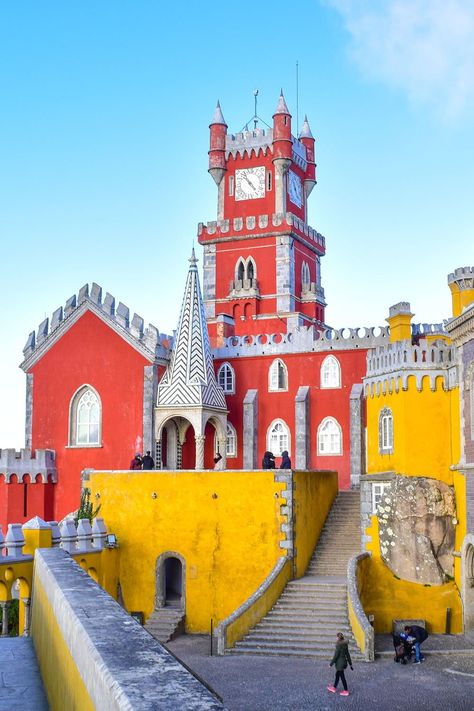 Palace Photography, Romantic Architecture, The Romantic Period, Italy Vatican, Photo Facts, Pena Palace, Airbnb Promotion, Romantic Period, Rich Home