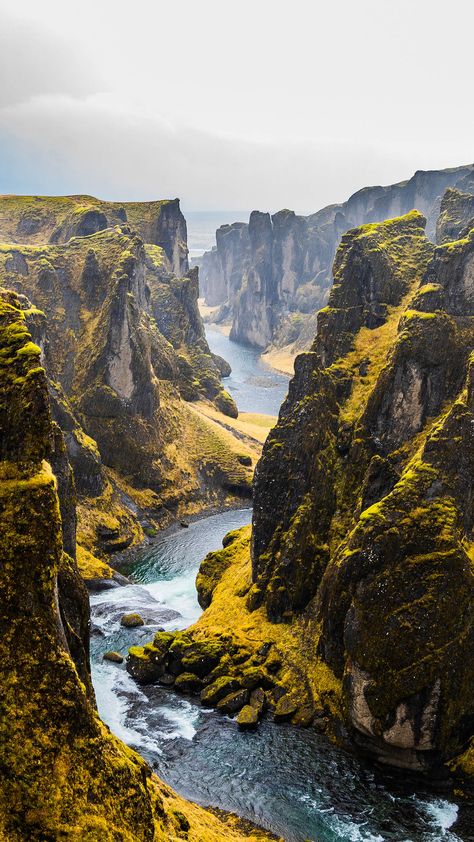 Iceland Wallpaper, Iceland Landscape, Landscape Photography Nature, Hd Background, Beautiful Flowers Wallpapers, Backgrounds Phone Wallpapers, Cool Wallpapers Art, Green Landscape, Wild Nature