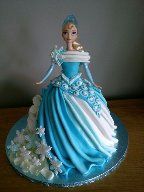 Elsa Cake Doll #fondant#disney#princess#frozen#sugarcraft#homemade Birthday Cake Doll, Frozen Doll Cake, Kue Disney, Elsa Doll Cake, Elsa Birthday Cake, Princess Doll Cake, Frozen Birthday Party Cake, Barbie Doll Birthday Cake, Elsa Cake