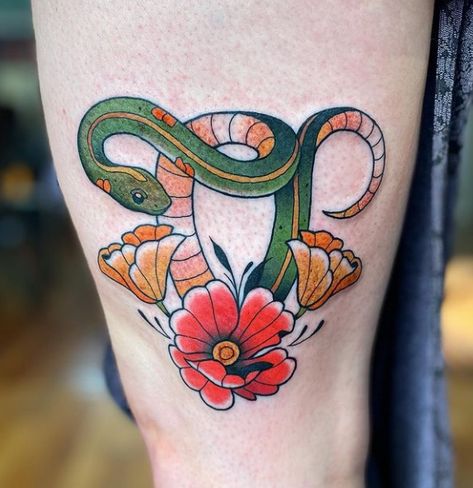 By @svobodaclaudia "My last tattoo of 2022. Thanks for the trust, Madison!" #alchemytattoocollective #snaketattoo #uterustattoo #floraltattoo #animaltattoo Garden Snake Tattoo, Flower Tattoo Traditional, Snake Flower Tattoo, Garden Snake, Snake Flower, Alchemy Tattoo, Garden Snakes, Tattoo Traditional, Traditional Tattoos