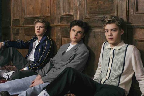 NEW HOPE CLUB ANNOUNCE ‘THE LOVE AGAIN TOUR’ – TICKETS ON SALE 3RD MAY AND ALSO ANNOUNCE BRAND NEW SINGLE ‘LOVE AGAIN’ Club Photoshoot, 20s Men, Guys My Age, Blake Richardson, Reece Bibby, New Hope Club, Ring Of Fire, Kings Of Leon, Club Music