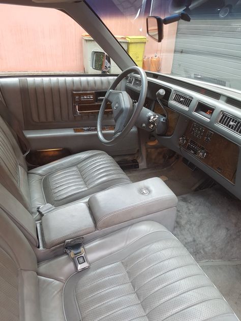 1979 Cadillac Seville Elegante interior 80s Car Interior, Cadillac Interior, 80s Car, 90s Interior, Classic Cadillac, Cadillac Seville, Cadillac Cts V, Luxury Car Interior, Cadillac Fleetwood