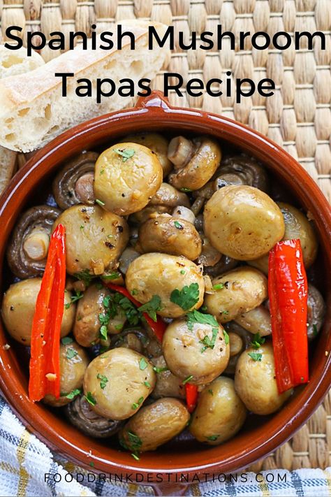 This recipe for champinones al ajillo is a traditional Spanish mushroom tapas recipe that I learned when living in Spain. With only a handful of ingredients, it’s an easy-to-make vegetarian tapas recipe that is a perfect snack or addition to a night of Spanish tapas. Spanish Mushrooms Tapas, Foods From Spain Traditional, European Vegetarian Recipes, Spanish Tapas Charcuterie Board, Mushroom Tapas Recipe, Paella Sides, Vegetarian Tapas Recipes, Spanish Cousine, Spanish Food Ideas