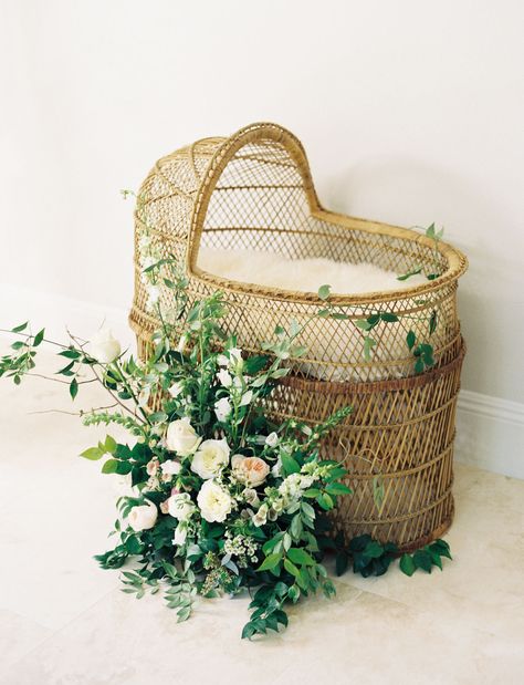 Wicker Baby Bassinet Bohemian Nursery Decor, Wicker Bassinet, Bebe Shower, Bohemian Nursery, Boho Chair, Green Baby Shower, Baby Cradle, Kids Room Inspiration