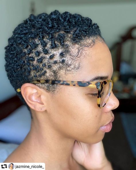 Ahort Hair Cuts, Short Ethnic Hairstyles, Official Hairstyle, Short Natural Hairstyles, Twa Styles, Goals 2024, Natural Hair Woman, Natural African American Hairstyles, Girls Short Haircuts