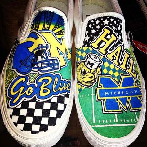 Check out these custom-made Michigan shoes from @sneakersbyjordana! #goblue Michigan Shoes, School Mums, College Shoes, College Clothes, Tailgate Gear, Maize And Blue, Painted Vans, College Ideas, Custom Painted Shoes