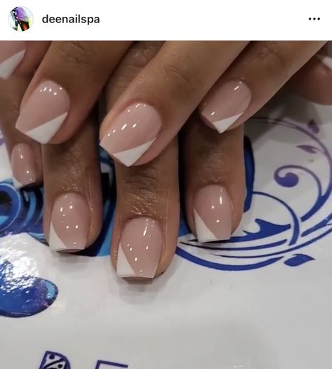 French Nails Dark Skin, French Tips Nails On Black Women, Classy Short Nail Designs, Short White Tip Acrylic Nails, Natural Manicure Black Woman, Short French Tip Acrylic Nails On Dark Skin, Short Manicured Nails Gel, Short Gel Nail Designs Natural, Acrylic Overlay Nails Design