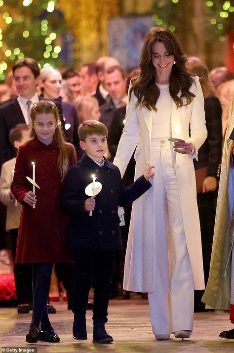 Lord Frederick Windsor, Louise Windsor, Düşes Kate, Princesa Charlotte, Looks Kate Middleton, Prins William, Cambridge Family, Princess Katherine, Christmas Service