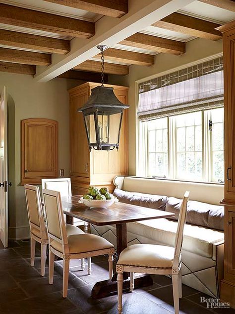 Breakfast Banquette, Combined Living And Dining Room, Seating In Kitchen, Banquette Ideas, Dining Room Banquette, Dining Room Built In, Banquette Cushions, Banquette Dining, Banquette Seating In Kitchen