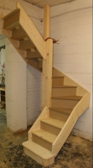 Screwfix Loft Conversion Stairs, Garage Stairs, Tiny House Stairs, Stairs Makeover, Escalier Design, Loft Stairs, Smart Tiles, Loft Ladder, Attic Ideas