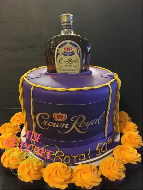 Crown Royal Cake Crown Royal Cake, Birthday Cake Crown, Liquor Cake, Alcohol Cake, Red Birthday Cakes, Royal Cakes, Birthday Cake For Husband, Bottle Cake, Cake For Husband