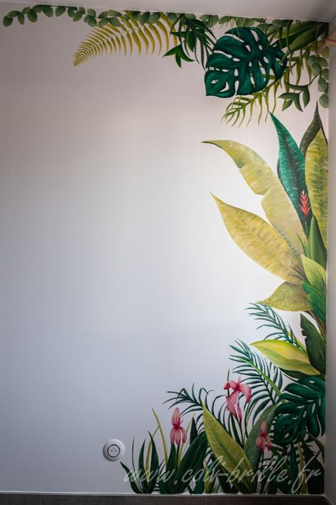 Plant Wall Drawing, Tropical Plants Wall Painting, Tropical Mural Art, Nature Wall Murals Diy, Acrylic Mural Painting, Leaves Mural Painting, Acrylic Wall Paint, Nature Murals Painted, Wall Painting Leaves