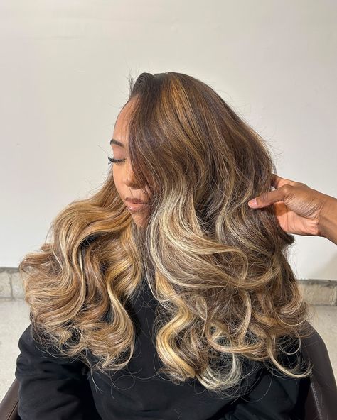 Ready for the tutorial?! 🔥😍 Golden Blonde Ombré x Caramel Brown Highlights. What a mixxx! 😩 • • • If you love quality colored clip-ins and bundles, follow: @nnorhair @nnorhair @nnorhair @brwnbutterbae is wearing our Golden Blonde Ombre and Caramel Brown Highlights shade in 22” (200 grams or 2 bundles of each color) Shop the look at nnorhair.com #traditionalsewin #hairtips #rawhair #atlantahairstylist #blackgirlblonde #balayageombre #clipinextensions #quickweave Blonde And Brown Curly Hair, Caramel Brown Highlights, Golden Blonde Ombre, Blonde Ombré, Brown Curly Hair, Quick Weave, Raw Hair, Brown Highlights, 14th Birthday