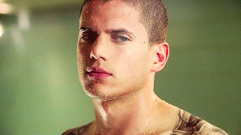 michael+scofield | ANDROMAEDA DYLAN'S ANGEL: piku piku MICHAEL SCOfield Wentworth Miller Prison Break, Michael Scofield, Dominic Purcell, Wentworth Miller, Prison Break, Big Sean, Fantasy Male, The Cw, Film Serie