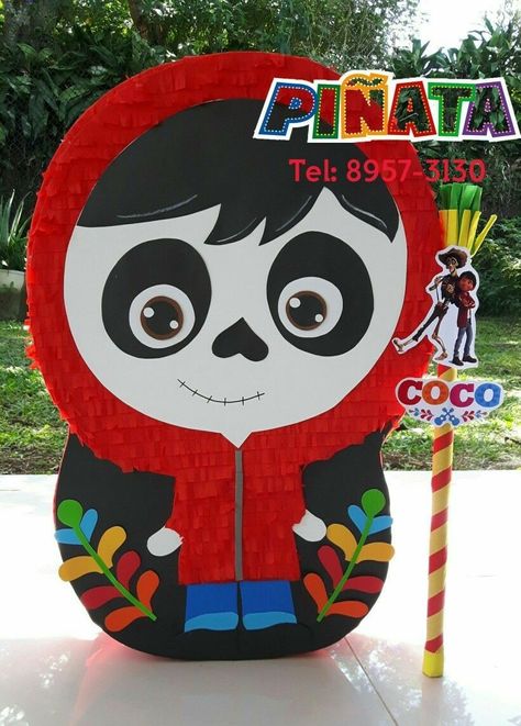 Coco Pinata, Coco Party Ideas, Pallet Art Diy, Dorm Canvas Art, Coco Birthday, Coco Party, Coco Disney, Piñata Ideas, Fiesta Birthday Party