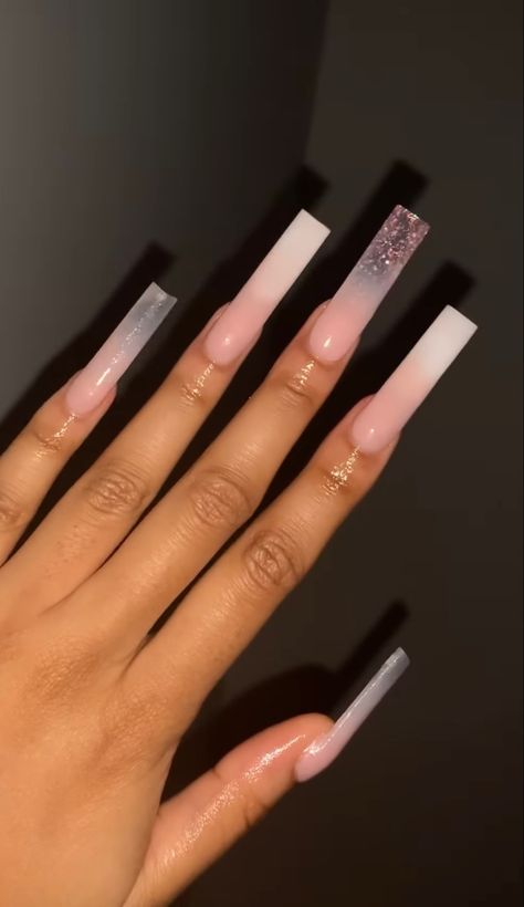 Ombré Birthday Nails, Baddie Nails Coffin Medium, Ombre Square Acrylic Nails, Ombré Long Nails, Classy Baddie Nails Acrylic, Long Ombré Nails, Baddie Acrylic Nails Long, Birthday Nails Medium, Long Ombre Nails