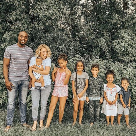 Interracial Family Photos, Christmas Dance Recital, Interracial Babies, First Dance Recital, Mixed Family, Black Man White Girl, Mixed Families, Cute Family Pictures, Interracial Family