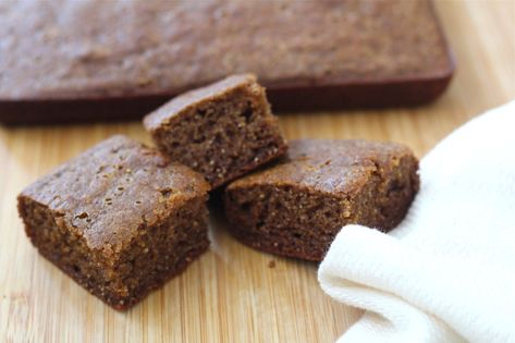 Gingerbread Squares, Aip Cookies, Autoimmune Paleo Recipes, Aip Desserts, Autoimmune Paleo, Holiday Dessert Recipes, Gingerbread Recipe, Food Allergens, Paleo Treats