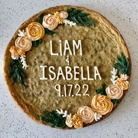 Cookie Grooms Cake, Bridal Shower Cookie Cake, Wedding Cookie Cake Ideas, Cookie Cake For Wedding, Engagement Cookie Cake, Anniversary Cookie Cake, Wedding Cookie Cakes, Floral Cookie Cake, Cookie Cake Wedding Cakes