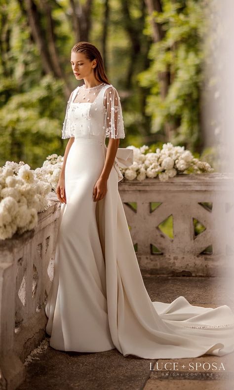 2022 Wedding Dresses, Sheer Cape, Modest Wedding Gowns, Wedding Dress A Line, Tail Dress, Wedding Inspirasi, Sheath Wedding, Royal Dresses, White Wedding Dress