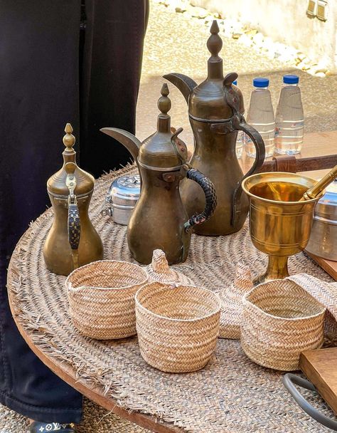 Traditional Emirati Food: 12 Authentic Foods to Try in the UAE - Jess Eats The World Uae Traditional, Emirati Food, Uae Food, Dp Ideas, Block Layout, Popular Dishes, Foods To Try, Arabic Coffee, How To Roast Hazelnuts