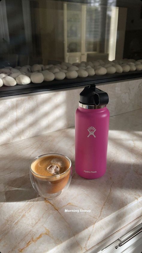 Pink Self Care, Exercise Morning, Vanilla Girl, Healthy Food Motivation, Healthy Lifestyle Inspiration, Move Your Body, Foto Ideas Instagram, Workout Aesthetic, Green Juice