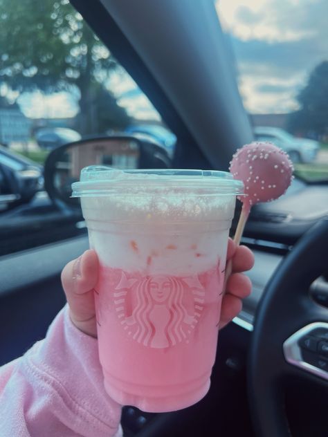 #pink #starbucks Pink Starbucks Aesthetic, Starbux Drinks, Preppy Starbucks Drinks, Preppy Drinks, Pink Drink Starbucks, Bubble Tee, Starbucks Wallpaper, Pink Soda, Aesthetic Drinks