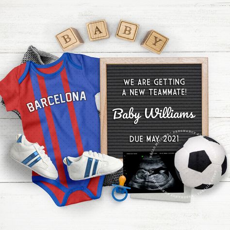 Soccer Gender Reveal, Big Brother Pregnancy Announcement, Baby Announcement To Husband, Unique Pregnancy Announcement, Baby Pregnancy Announcement, Soccer Baby, Digital Pregnancy Announcement, Soccer Theme, Soccer Boyfriend