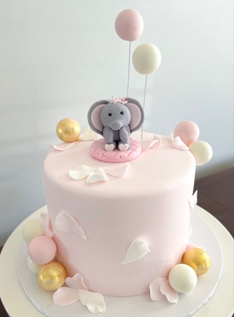 Delightful elephant cake for a bsby hirl Pink Elephant Cake, Elephant Cakes, Baby Shower Cakes Girl, Half Birthday, Pink Elephant, Cat Wallpaper, Girl Baby Shower, Baby Cake, Pink Girl