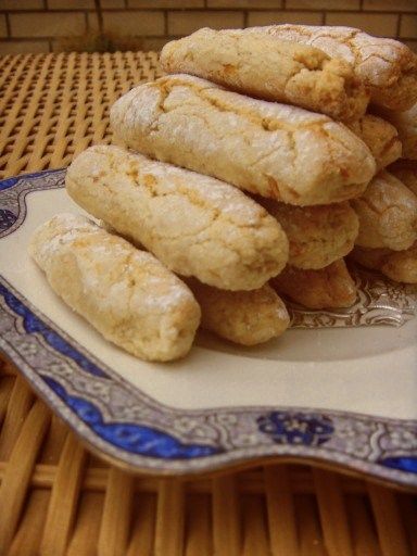 Almond Fingers Recipe, Almond Finger Cookies, Almond Fingers, Dairy Free Keto Recipes, Almond Biscuits, Finger Cookies, Dairy Free Baking, Almond Flour Cookies, Almond Flour Recipes