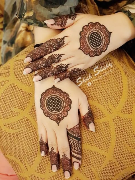 #Ridanaz #Mehndi_Designs Buta Design Mehndi, Buta Mehandi Design, Kashee Mehndi Design Simple, Mehndi Designs Kashees, Mehndi Designs Dulhan, Kashees Mehndi, Round Mehndi Design, Kashee's Mehndi Designs, Rajasthani Mehndi