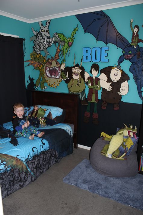 How To Train Your Dragon Room, How To Train Your Dragon Bedroom Ideas, How To Train Your Dragon Bedroom, Room Ideas Fancy, Dragon Themed Bedroom, Dragon Bedroom Ideas, Room And Closet Ideas, Viking Bedroom, Dragon Bedroom