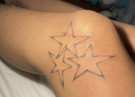 Star On Elbow Tattoo, Star Tattoo Knee, Knee Star Tattoo, Elbow Star Tattoo, Below Knee Tattoo, Stick Poke, Elbow Tattoos, Star Tattoo, Knee Tattoo