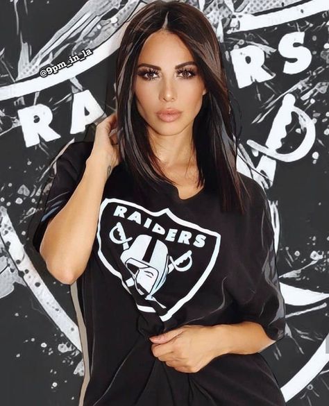 Oakland Raiders Wallpapers, Oakland Raiders Images, Raiders Cheerleaders, Oakland Raiders Fans, Oakland Raiders Logo, Raiders Baby, Oakland Raiders Football, Raiders Girl, Estilo Cholo