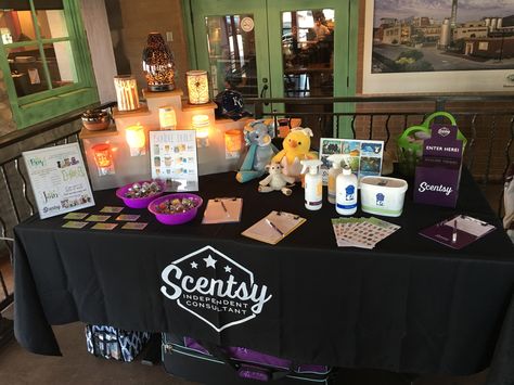 Small vendor event set up Scentsy Displays Vendor Events, Scentsy Display Ideas Vendor Events, Scentsy Vendor Event Ideas, Scentsy Vendor Display Ideas, Scentsy Table Display, Scentsy Consultant Ideas Marketing, Scentsy Party Display, Booth Set Up Ideas, Booth Set Up Ideas Vendor Events