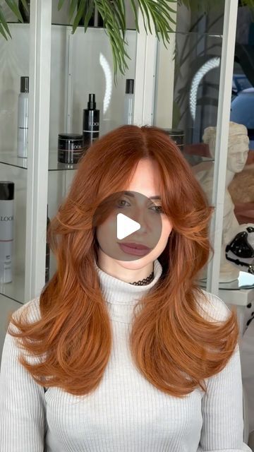 Look Totalbrand by Alessandro Maritato on Instagram: "CURTAIN BANGS E PIEGA ✨" Curtain Bangs Style, Bangs Style, How To Style Bangs, January 23, Curtain Bangs, Heat Styling Products, How To Style, Bangs, Heat