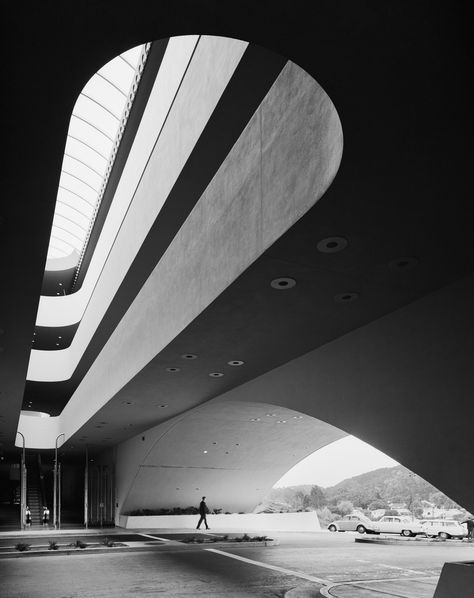 Ezra Stoller Turned Buildings Into Monuments Marin County Civic Center, Alexander Rodchenko, Architecture Cool, Frank Lloyd Wright Architecture, Walter Gropius, Frank Gehry, Architectural Photographers, Marin County, Civic Center