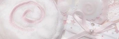 Soft Pink Banner Aesthetic, Pink And White Cover Photo, Cute Pink Banners Gif, Long Icons Aesthetic, Soft Pink Banner Discord, Pink Banner Coquette, Pink And White Aesthetic Banner, Light Pink Aesthetic Banner, Soft Pink Aesthetic Header