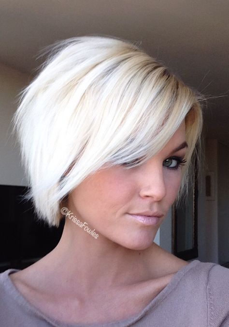 Short blonde hair Krissa Fowles Hair, Krissa Fowles, Short Blonde Bobs, Ombré Hair, K R, Short Bob Haircuts, Short Blonde, Blonde Bobs, Trending Hairstyles