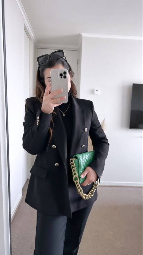 Zara Outfit Ideas, Zara Black Blazer, Job Outfits, Black Blazer Outfit, Outfit Blazer, Blazer Zara, Outfit Zara, Zara Outfit, Blazer Outfit