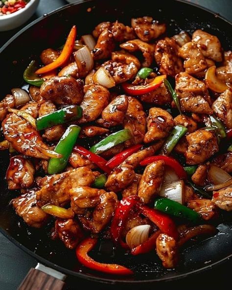 Grandma's old Recipe | Black Pepper Chicken🍗🌶️  | Facebook Black Pepper Sauce, Black Pepper Chicken, Grandma Cooking, Soul Food Dinner, Against The Grain, Pepper Chicken, Peanut Oil, Quick Weeknight Dinners, Chicken Stir Fry