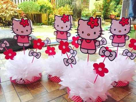 Hello Kitty Centerpieces, Hello Kitty Pinata, Hello Kitty Party Favors, Hello Kitty Baby Shower, Hello Kitty Birthday Theme, Hello Kitty Theme Party, Hello Kitty Decorations, Hello Kitty Birthday Party, Hello Kitty Baby