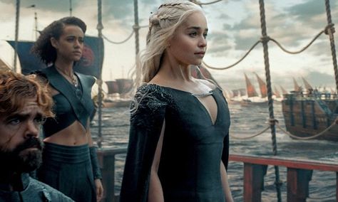 Daenerys Targaryen Dress, Winds Of Winter, Game Of Thrones Prequel, The Winds Of Winter, Game Of Thrones Series, Johnny Marr, Gra O Tron, Best Dramas, Grown Women